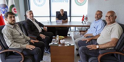 HÜDA PAR Diyarbakır İl Başkanı Gülsever, belediyenin iş akdini feshettiği işçiler hakkında bilgi aldı